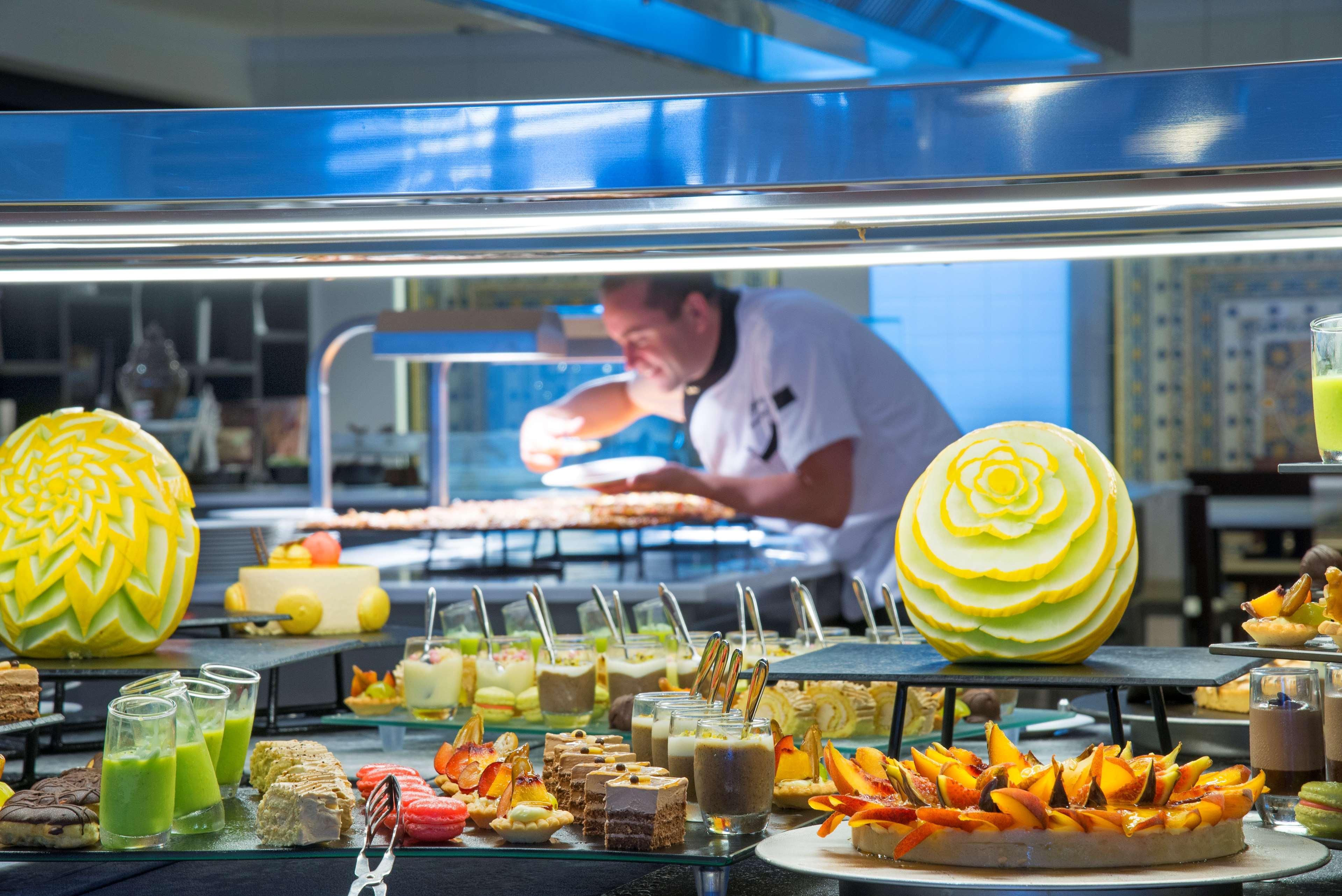 Hotel Radisson Blu & Thalasso 5*